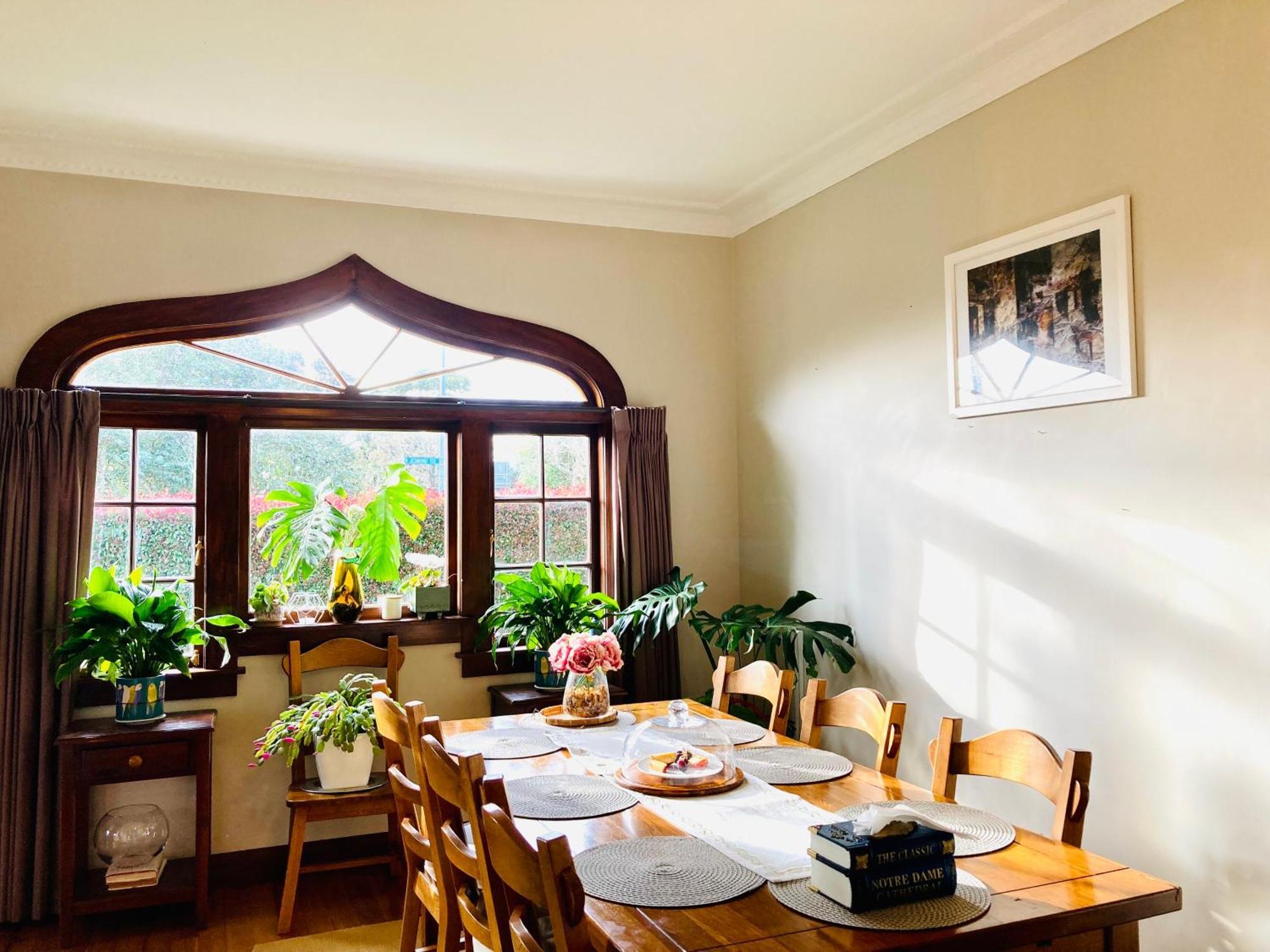 Spacious And Sunny Master Bedroom With Shared Bathrooms โอ๊คแลนด์ ภายนอก รูปภาพ